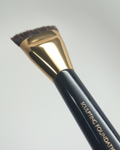 Excellent fit and finish on Estee Lauder's Sculpting Foundation Brush